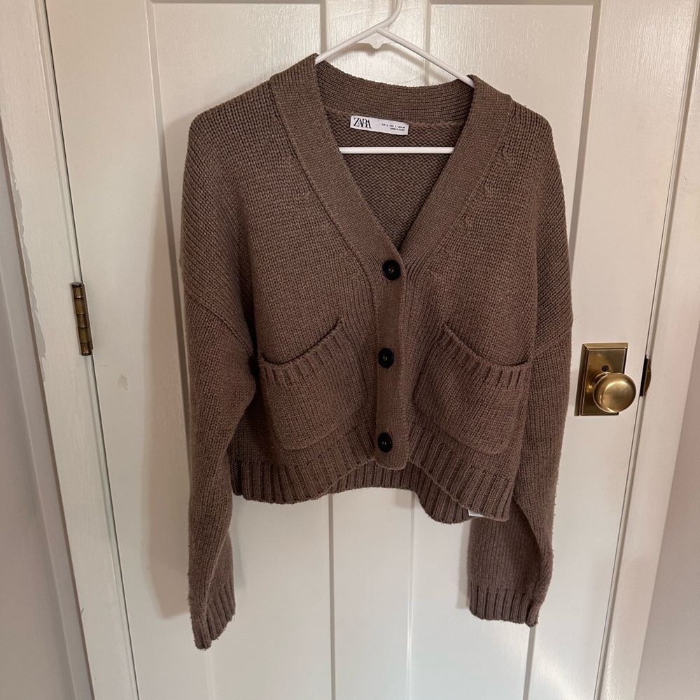 Zara Cropped Cardigan- L
